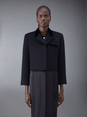 Thom Browne Zibeline Weight Cashmere Velvet Collar Cropped Chesterfield Donna Cappotti Nere | WDE51D00511