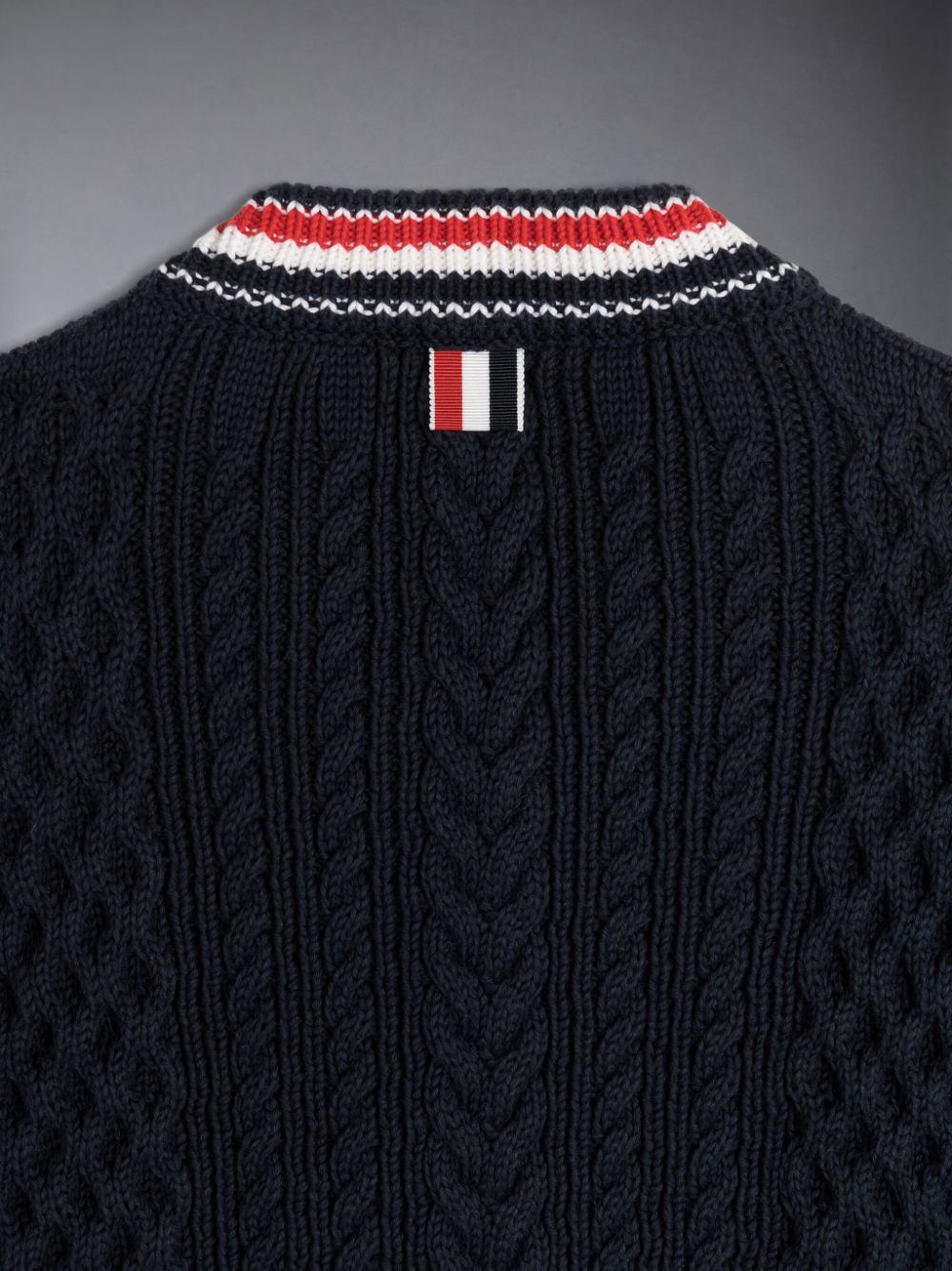 Thom Browne ARAN CABLE CRICKET STRIPE V-NECK Ragazzo Pullover Blu | PVE43B56579