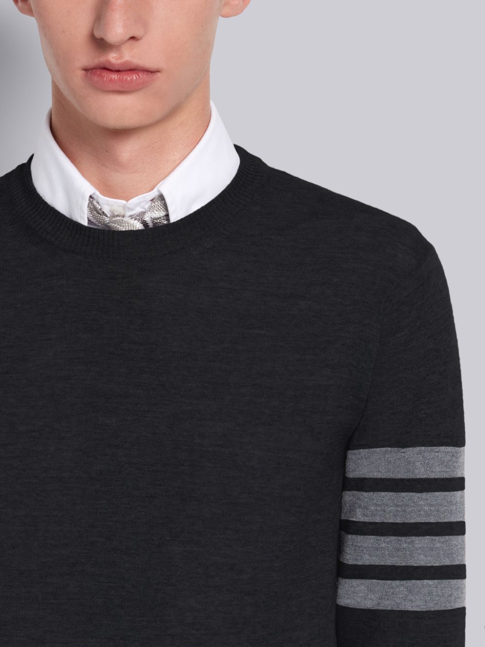 Thom Browne Fine Merino Wool 4-Bar Classic Crewneck Uomo Pullover Nere | IHR55J54868