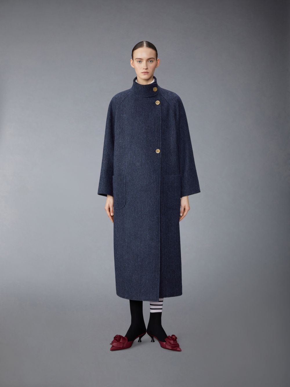 Thom Browne Herringbone Harris Tweed Midi Raglan Funnel Neck Donna Cappotti Blu | GZW85A63780