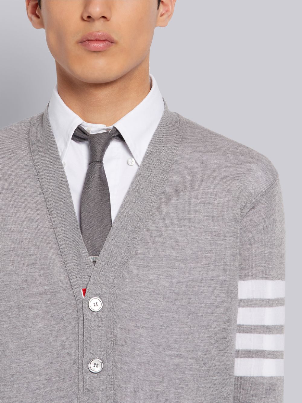 Thom Browne Light Fine Merino Wool V-Neck 4-Bar Uomo Cardigan Grigie | HFI05D76991