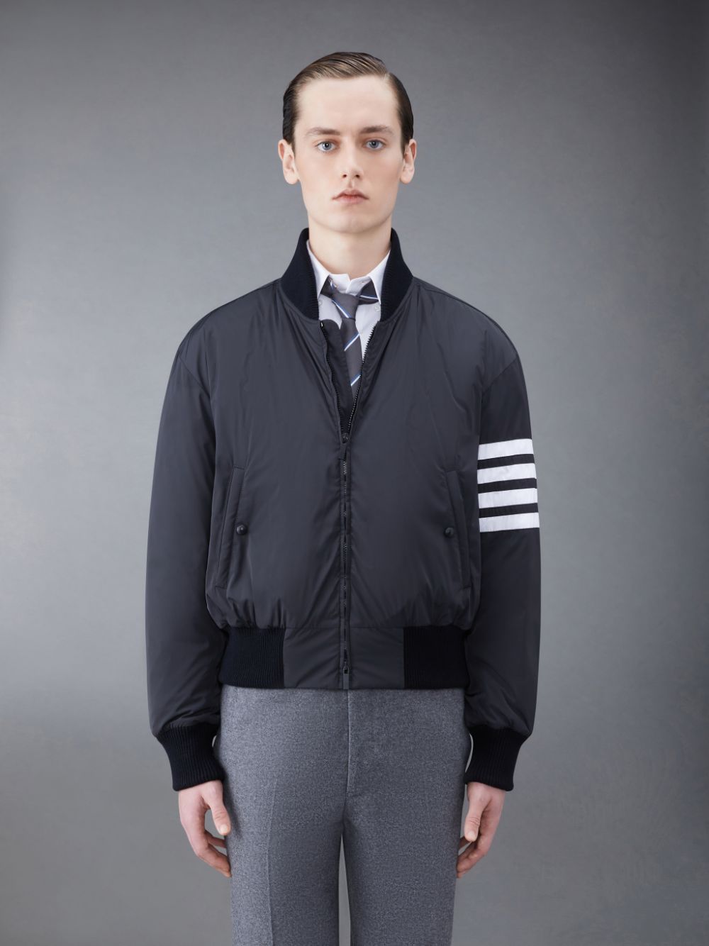 Thom Browne Poly Twill Rib 4-Bar Down Oversized Blouson Uomo Giacche Grigie | WOE14J74852