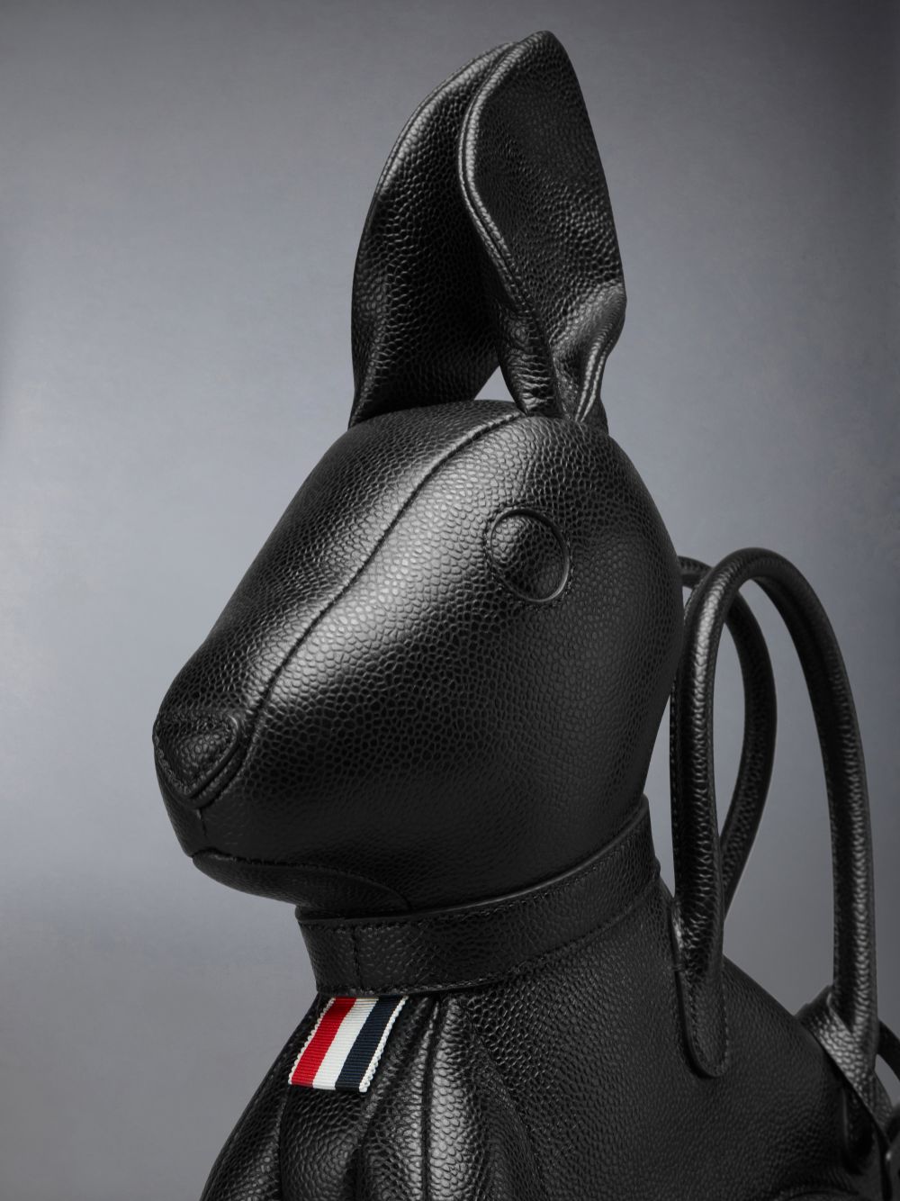 Thom Browne Rabbit Shoulder in Pebble Grain Uomo Borse Tote Nere | VVF73L44329