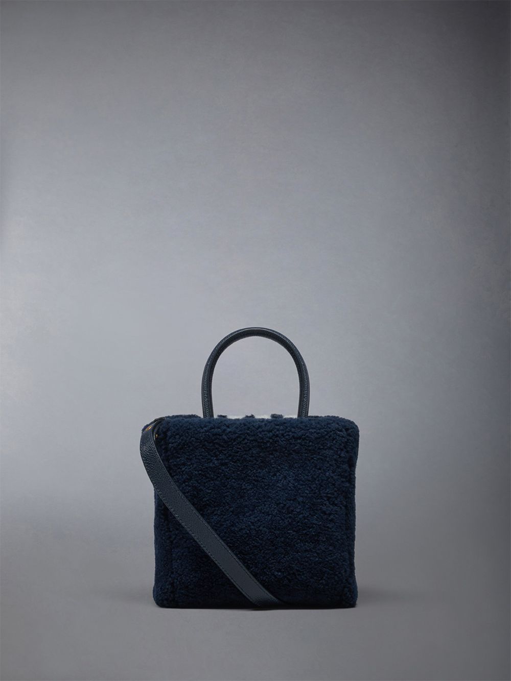 Thom Browne Small Book W/ Intarsia 4bar in Curly Merino Shearling Donna Borse Tote Blu | LLZ55T05998