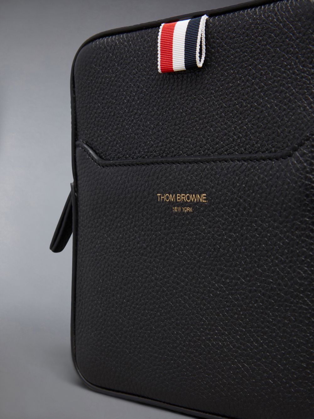 Thom Browne Soft Pebble Grain 4-Bar Vertical Camera Uomo Borse Crossbody Nere | HFV72B93186