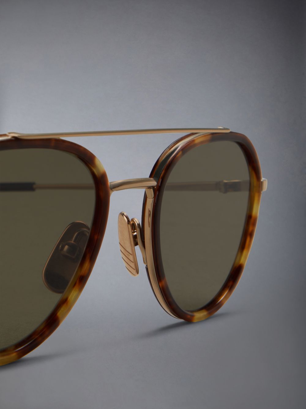 Thom Browne Tortoise Acetate And Titanium Aviator Uomo Occhiali da Sole Marroni | ZXJ74E22794