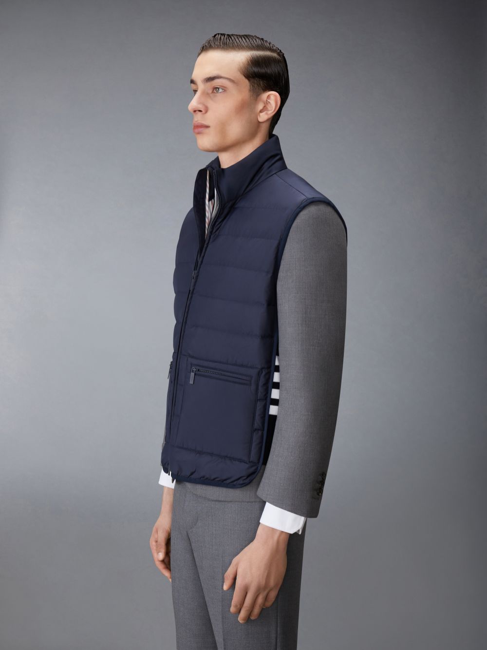 Thom Browne ULTRA LIGHT NYLON TECH FUNNEL NECK DOWN Uomo Gilet Blu | IHV10D01602