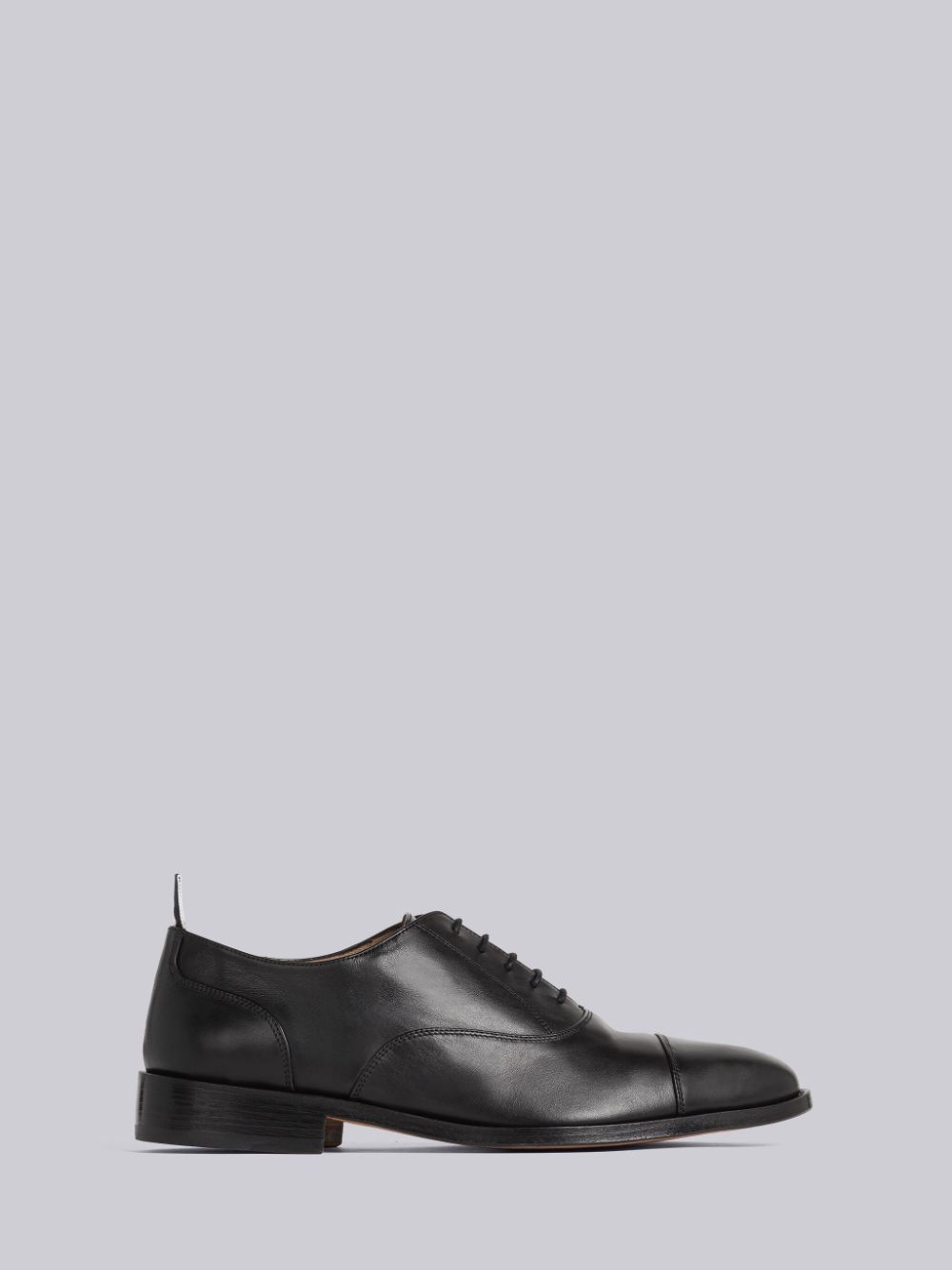 Thom Browne VITELLO CALF LEATHER CAP TOE Uomo Scarpe Oxford Nere | DLQ46A13546