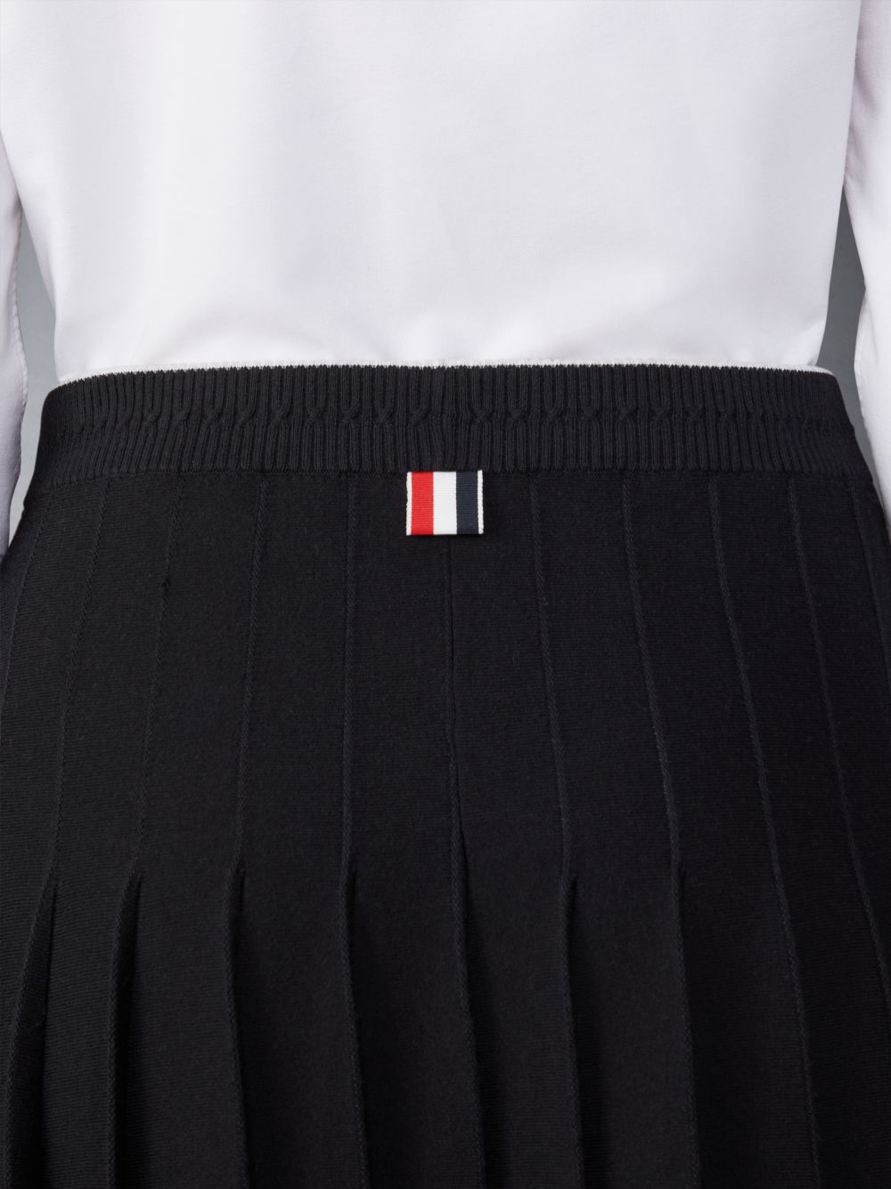 Thom Browne Wool Silk Blend Tipping Cable Waistband Midi Pleated Donna Gonne Nere | BPV07F23533